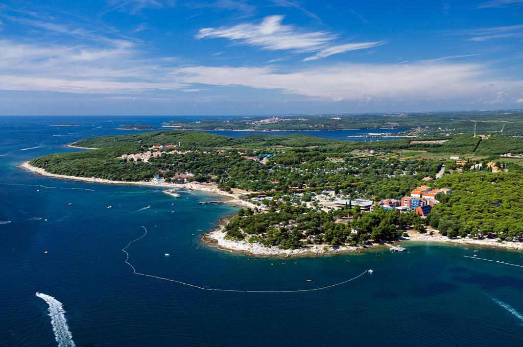 Maistra Select Family Hotel Amarin โรวีน ภายนอก รูปภาพ